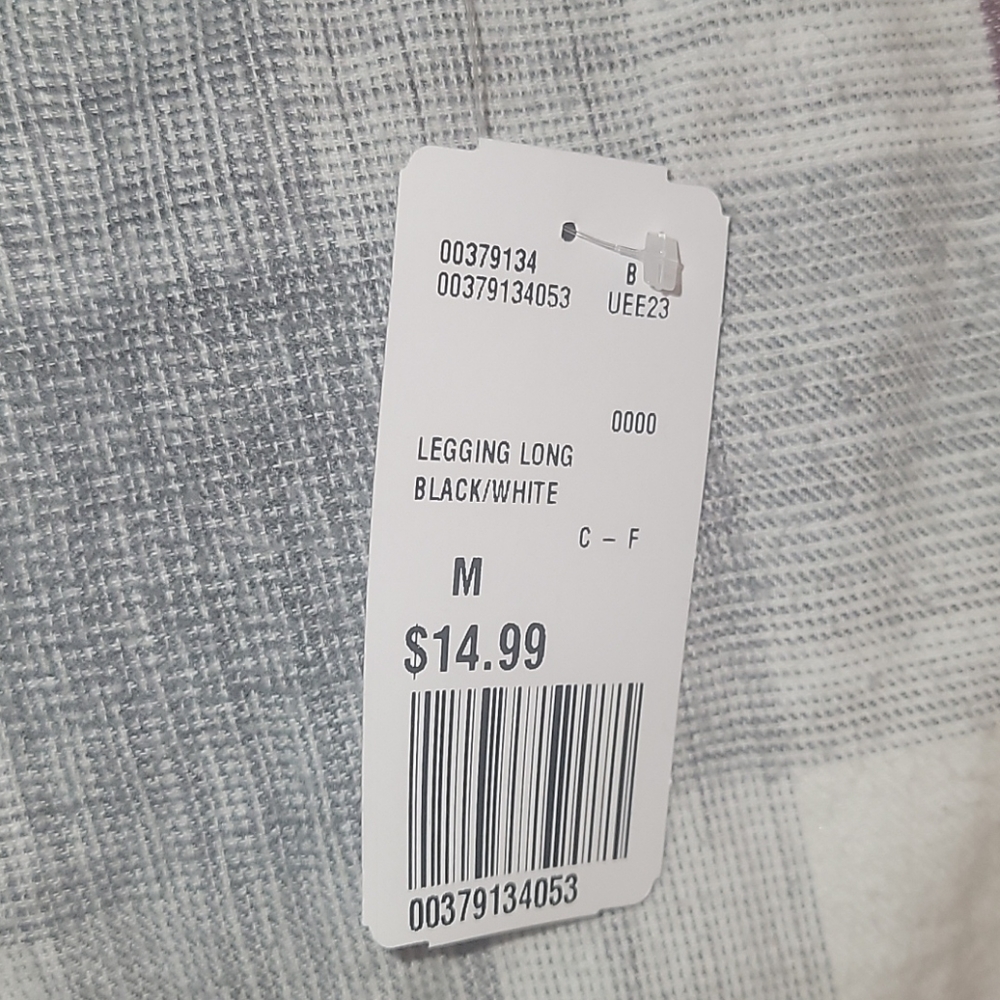 BRAND NEW LEGGINGS
